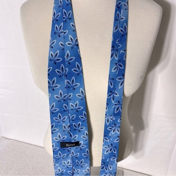Vintage Boss Hugo Boss Blue Floral Print 100% Silk Tie - Picture 6 of 9